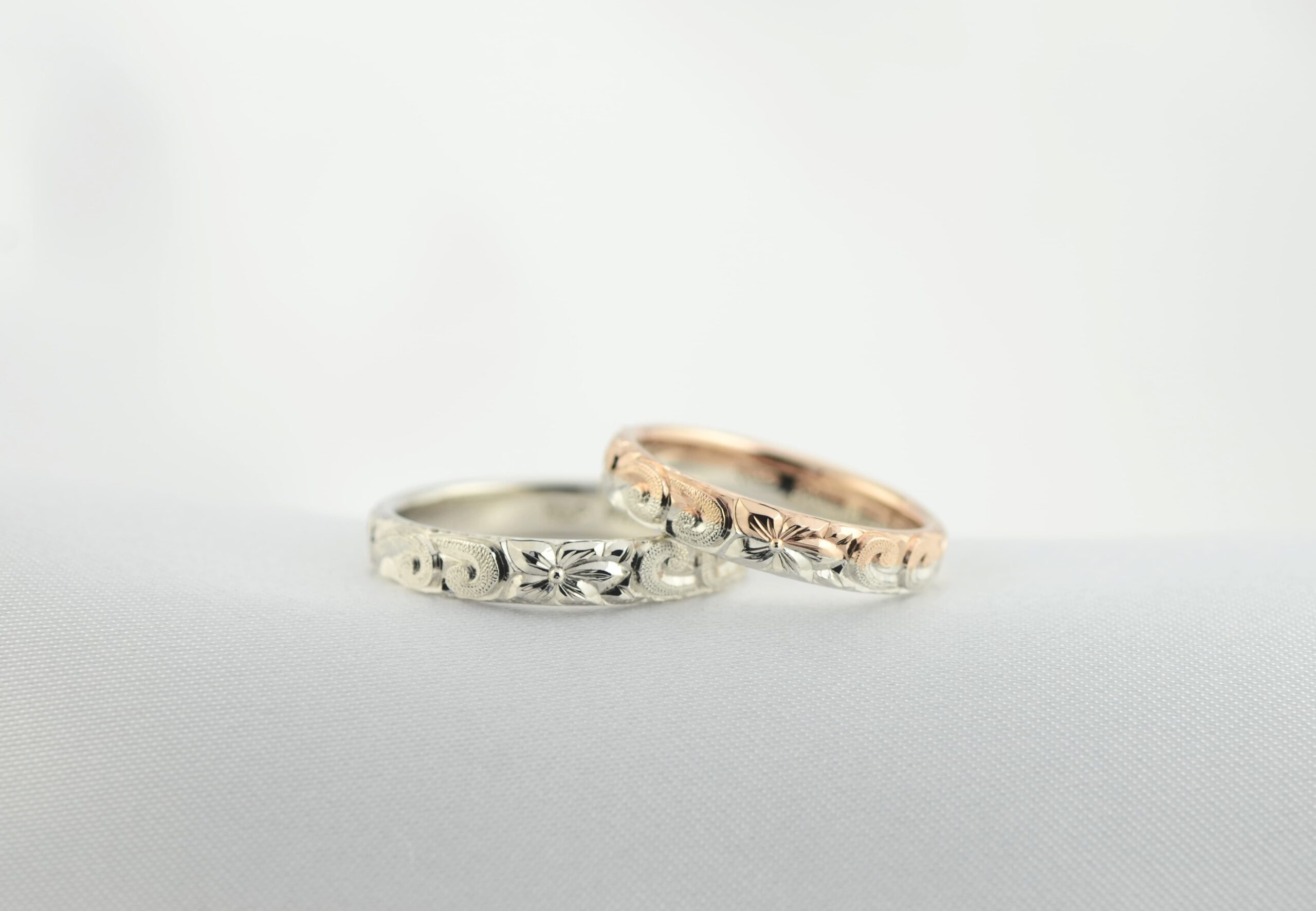 【18金】結婚指輪　手彫り　シャンパンゴールド